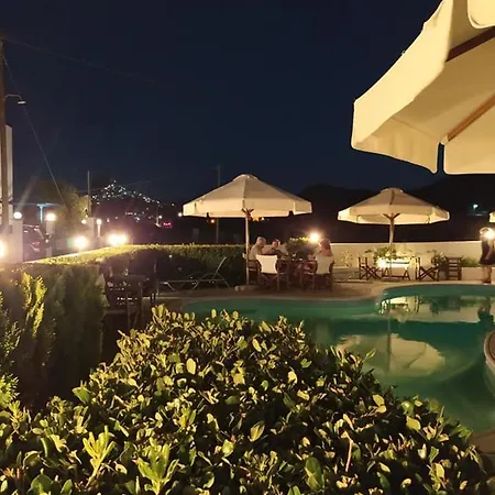 Skyros Lux Lithari - Poolside Retreat Near The Sea Σκύρος